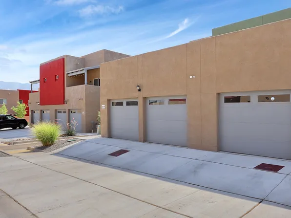 1608 Volponi Dr SE, Albuquerque, NM 87123