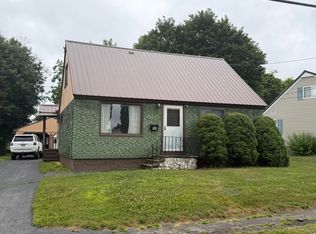 20 Park Street, East Millinocket, ME 04430