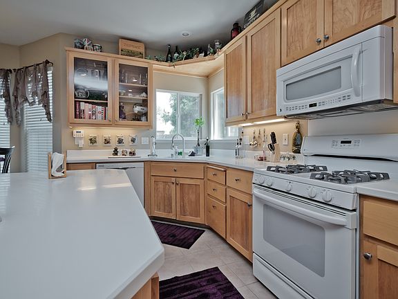 4th image of 6545 Walnut Haven Dr