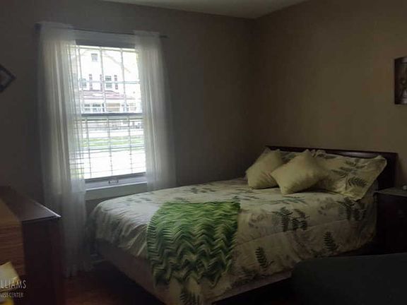5th image of 1323 New Hampshire Ave