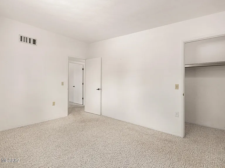 16381 S Observatory Pl — Photo 14