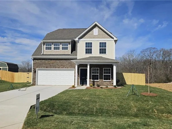 246 Kyndall Run Dr #32, Lexington, NC 27295