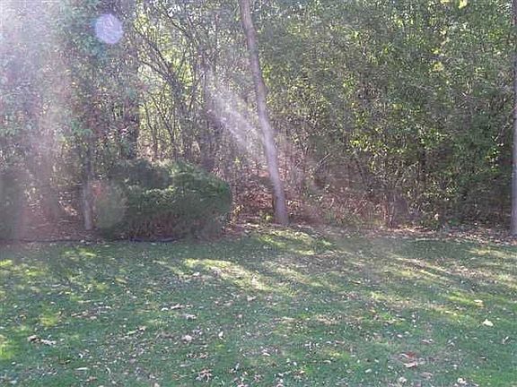 4th image of 29 Hickory Manor Dr