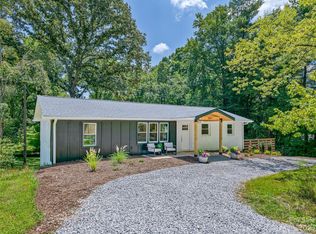 2221 Fynch St, Hendersonville, NC 28791