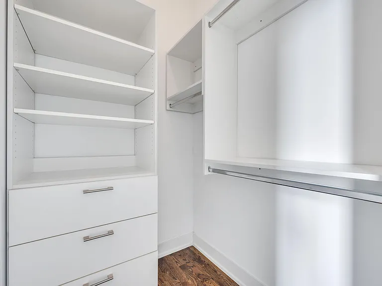 2353 N Seeley Ave #3S — Photo 15