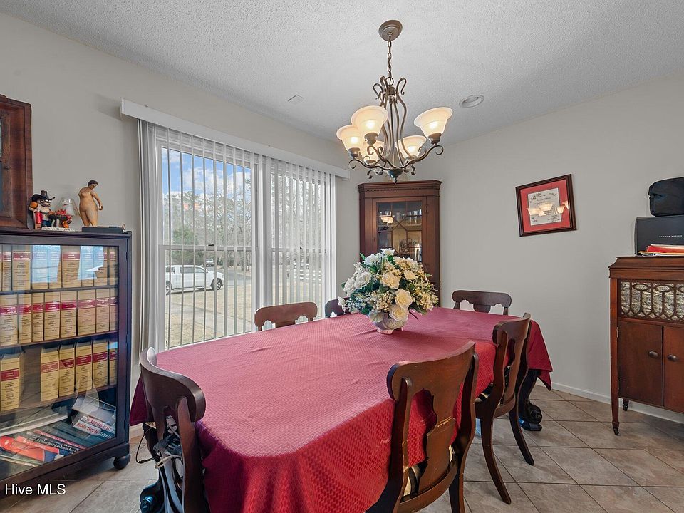 37th image of 108 Arbor Drive