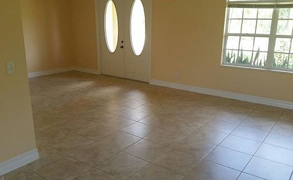 3rd image of 329 Lamella Ave S