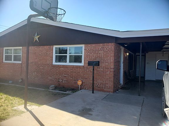 2nd image of 3303 Delano Ave