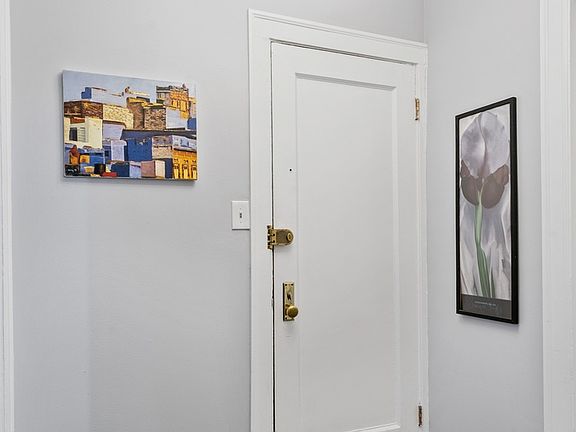 2nd image of 7639 N Eastlake Ter APT 1D