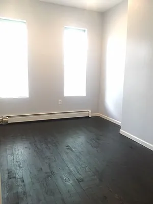 Rented by Flateau Realty | media 10