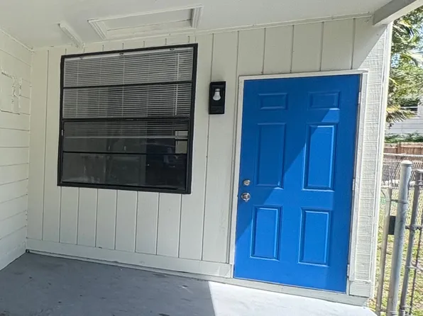 767 20th Ave S #2, Saint Petersburg, FL 33705