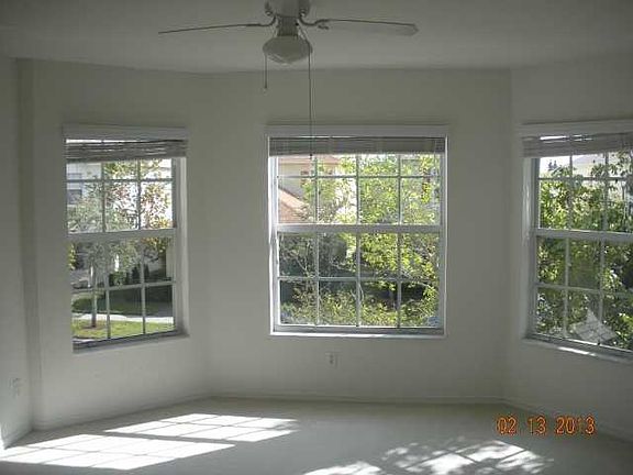 3rd image of 2040 SE Avon Park Dr