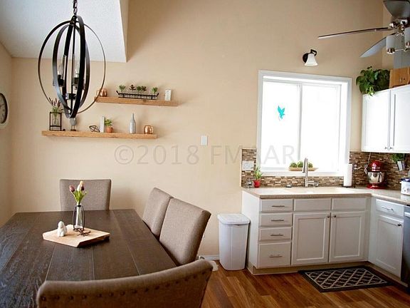 Kitchen Dining (Main Level)
