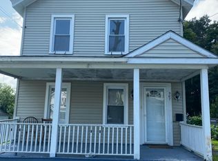 307 S Perry St, Johnstown, NY 12095