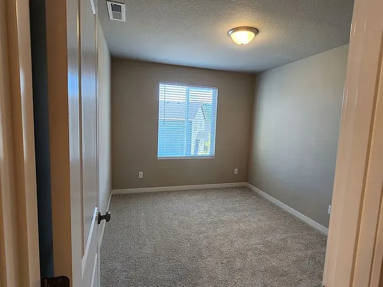 5333 NW Torchcrest Pl — Photo 17