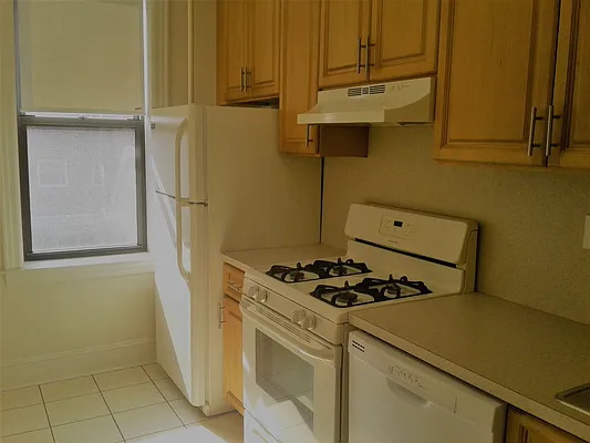 Rented by Voro New York | media 23