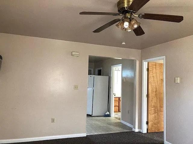 1 bed, 900 sqft, $950 — Photo 4