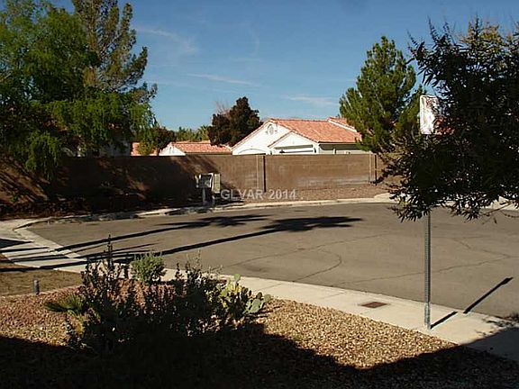 4th image of 8737 Brody Ct
