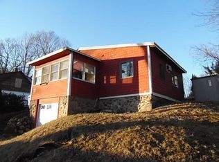 12 Mockingbird Hill Rd, Amesbury, MA 01913