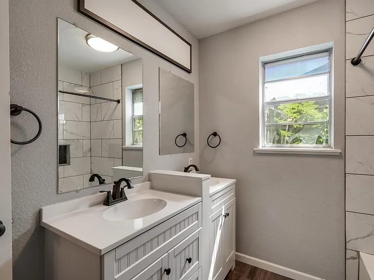 3510 Kent Ln — Photo 22