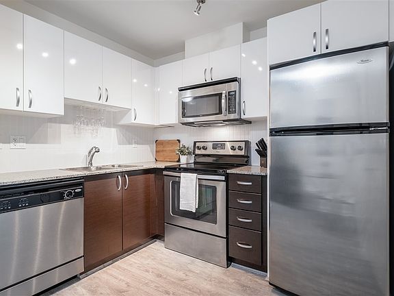 5th image of 10788 Whalley Blvd #126