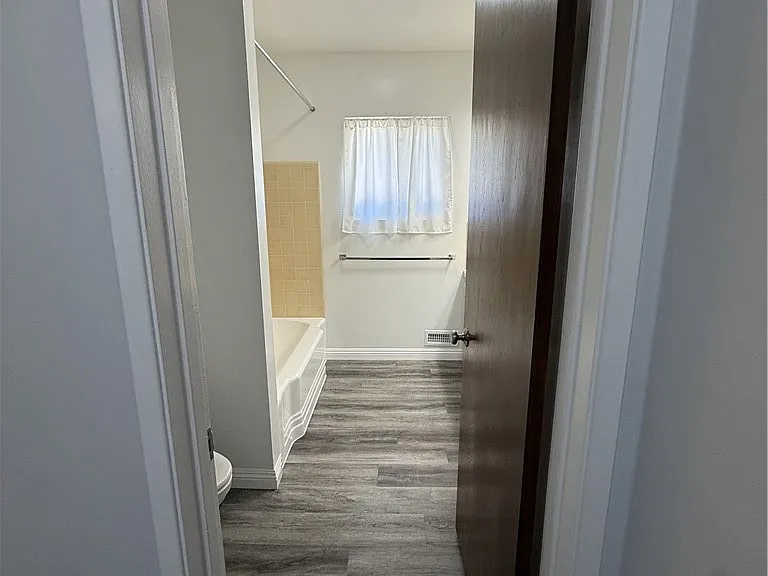 4645 Chicago Ave — Photo 11