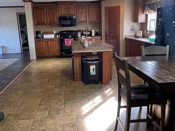 5th image of 2804 W Lincoln Dr SW