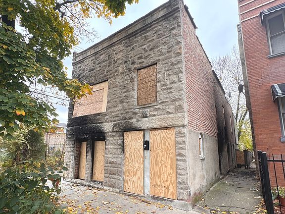 2nd image of 814 N Monticello Ave