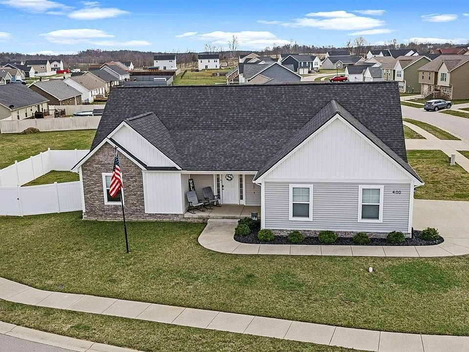 1st image of 400 Turnberry Ct