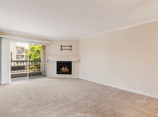 21520 Burbank Blvd APT 209, Woodland Hills, CA 91367