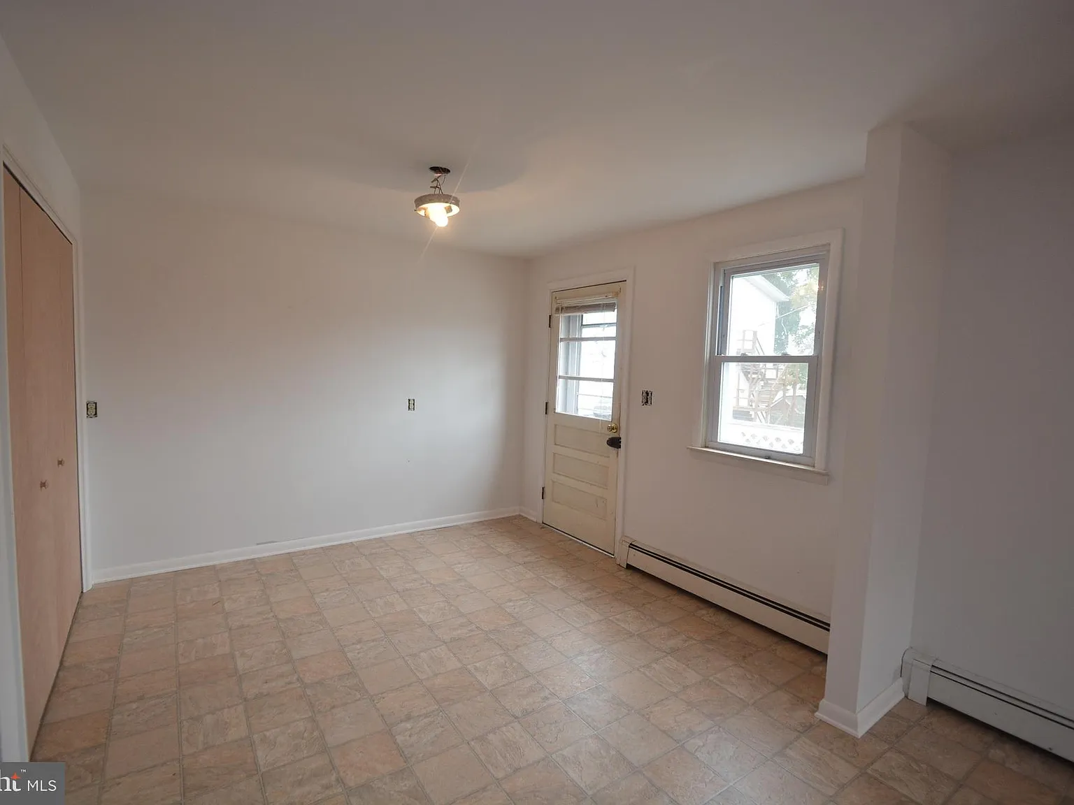 2 bed, $1,800 — Photo 4