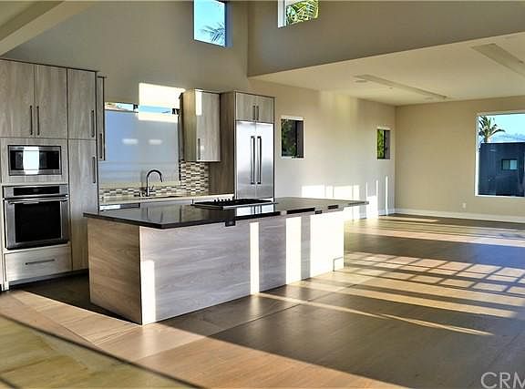 5th image of 545 Avenue B #A