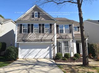 10072 Paisley Dr, Charlotte, NC 28269