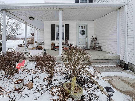 4th image of 3111 Township Road 93