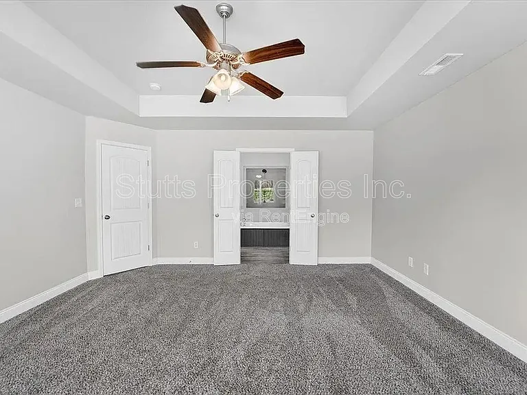 40 Astoria Ln SE — Photo 3