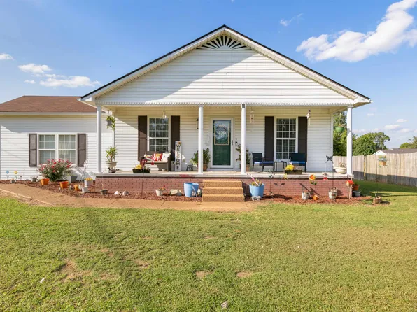 11 Jared Dr, Lexington, TN 38351