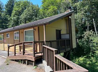 134 Inglewood Dr APT A, Longview, WA 98632