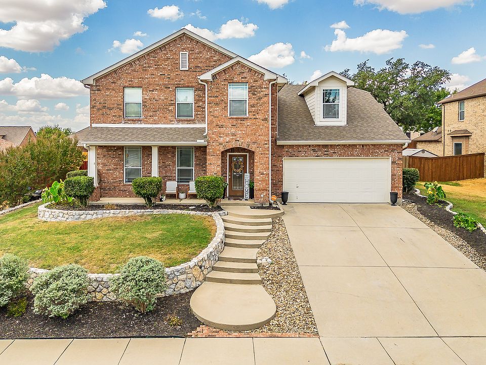 1st image of 721 Saddle Ridge Trl