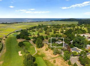 4 Seaside Ct, Northport, NY 11768