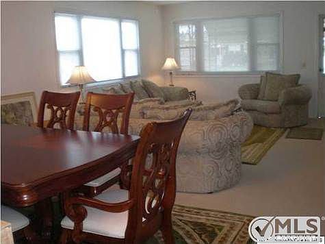 3rd image of 147 Torrey Pines Dr