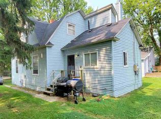1926 Hancock St, Saginaw, MI 48602