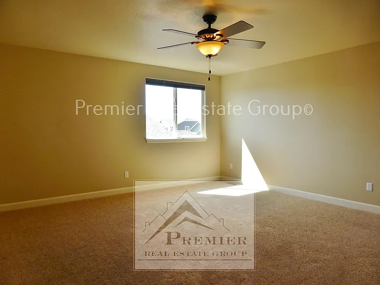 7503 Dutch Loop — Photo 14