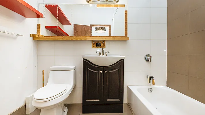 Rented by Nooklyn NYC LLC | media 32