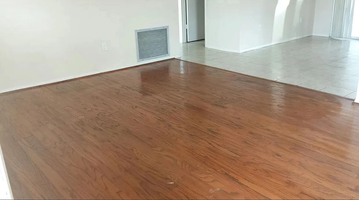 3 bed, 1248 sqft, $1,952 — Photo 2