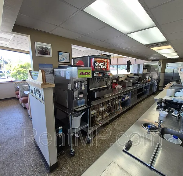 1030 S Mission St #1 — Photo 10