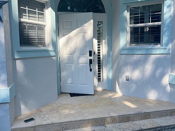 2nd image of 778 Dolphin Ave Floor 7868479844
