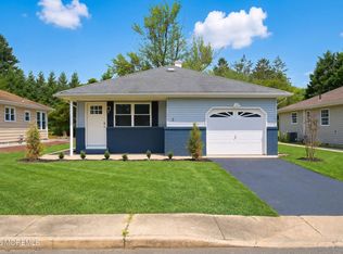5 Le Lamentin Drive, Toms River, NJ 08757
