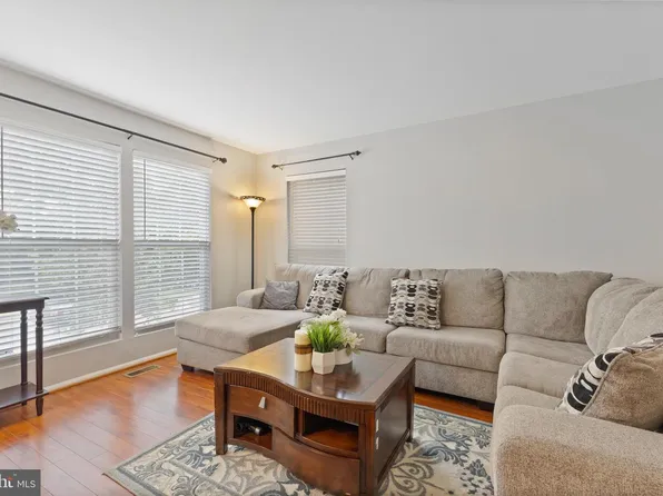 14836 Winding Loop, Woodbridge, VA 22191