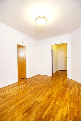 Rented by Keller Williams NYC | media 16