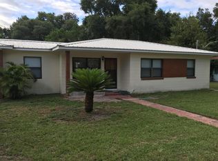 2514 Silver Lake Dr, Palatka, FL 32177